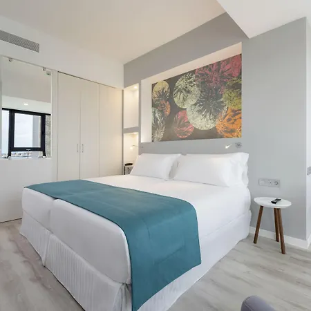 Hotel Occidental Palmas 4*